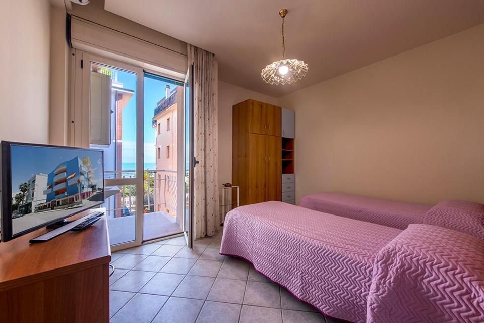 Hotel Le Soleil San Benedetto del Tronto Bagian luar foto
